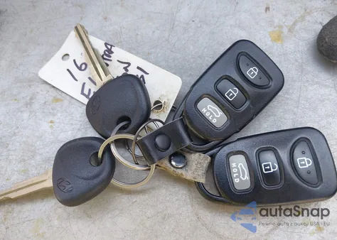 2016 Hyundai Elantra Se из США, поврежденный, VIN 5NPDH4AE5GH746081